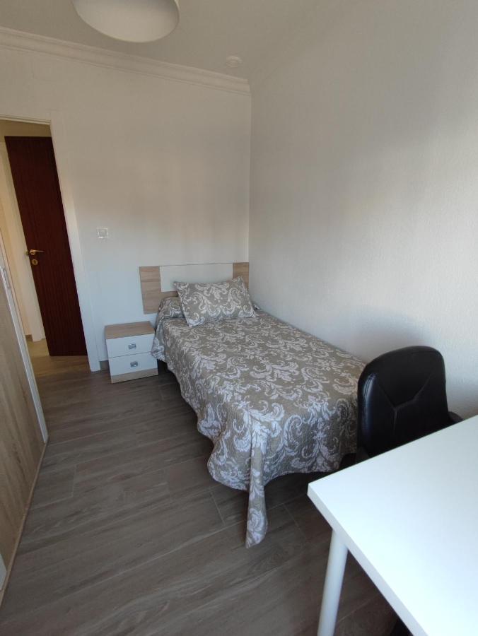 Precioso Apartamento 3 Dormitorios, Aire Acondicionado Menos 10 Min A Pie Feria Jerez De La Frontera Esterno foto