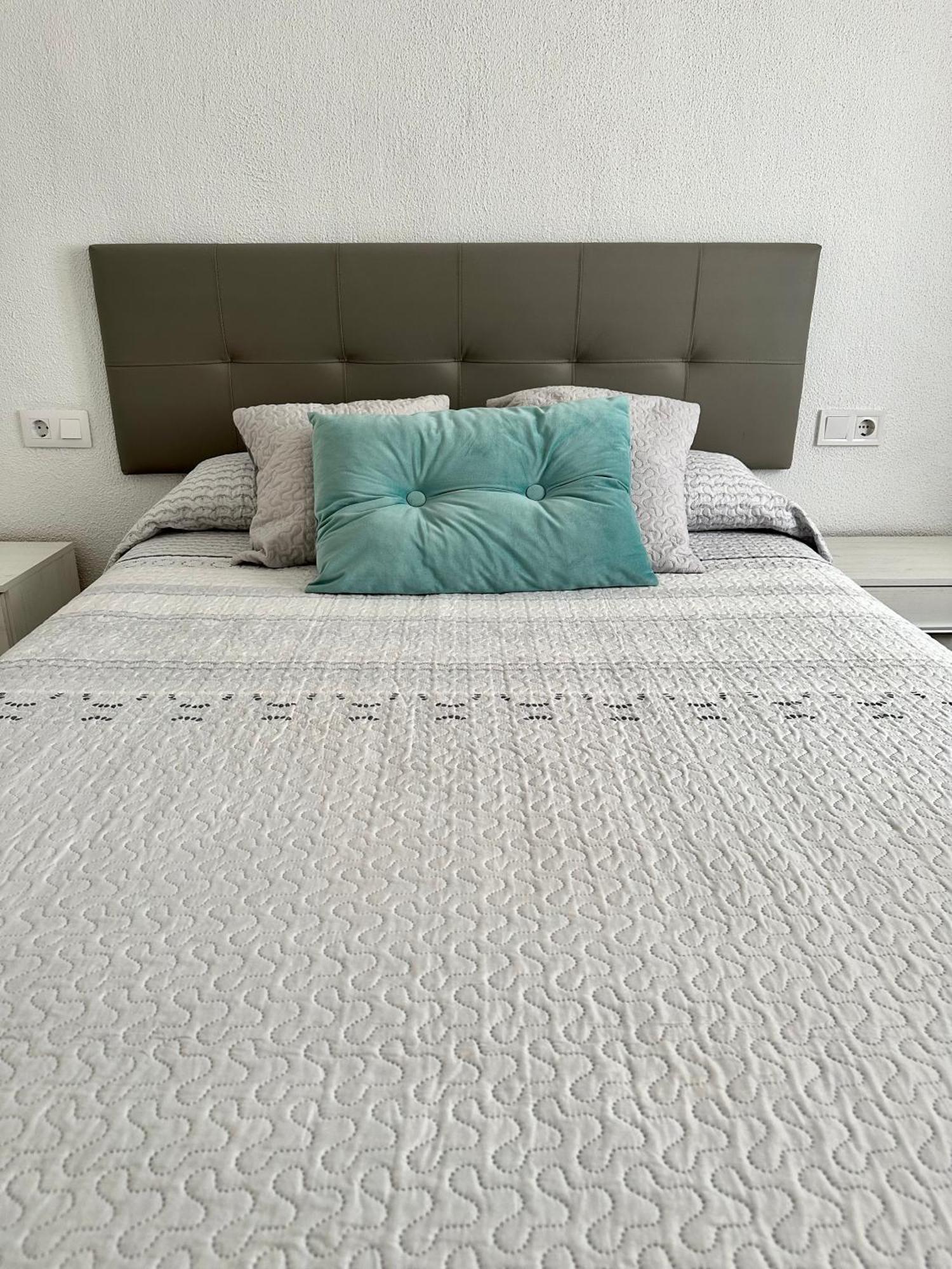 Precioso Apartamento 3 Dormitorios, Aire Acondicionado Menos 10 Min A Pie Feria Jerez De La Frontera Esterno foto